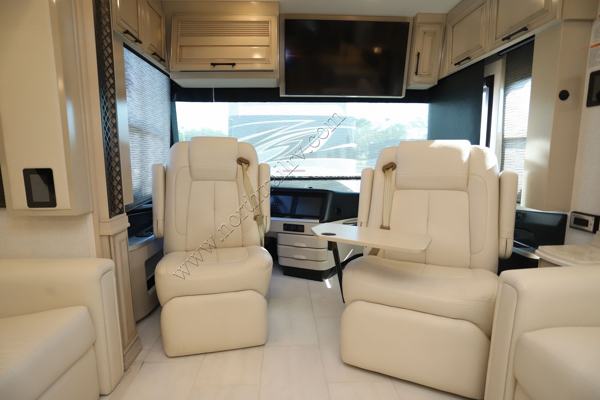 New 2024 Newmar London Aire 4551 Class A  For Sale