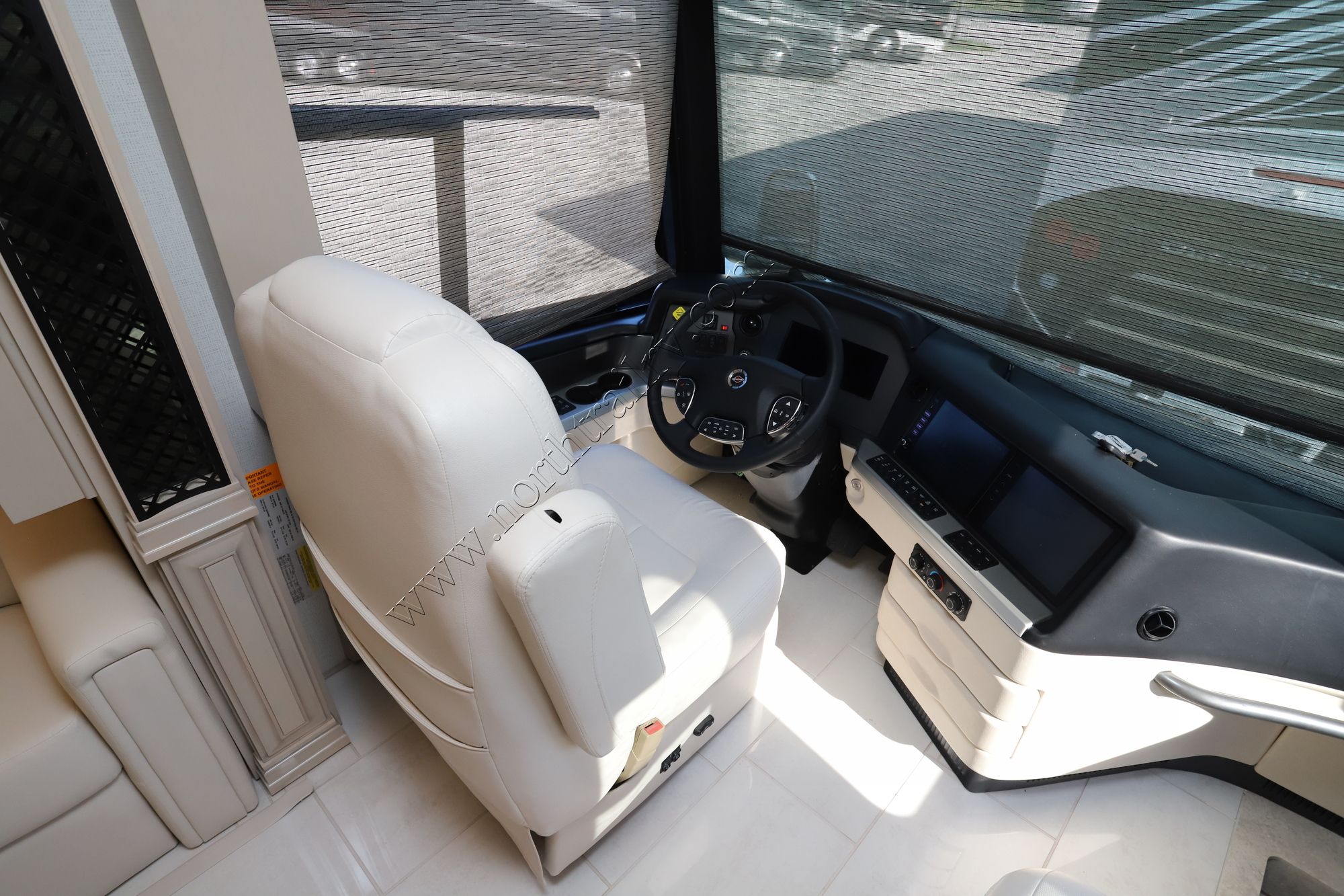 New 2024 Newmar London Aire 4551 Class A  For Sale