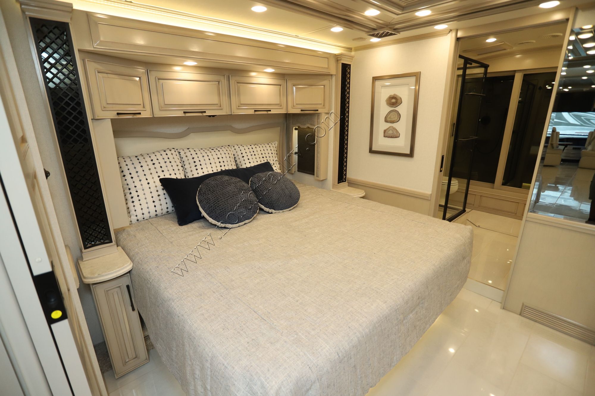 New 2024 Newmar London Aire 4551 Class A  For Sale