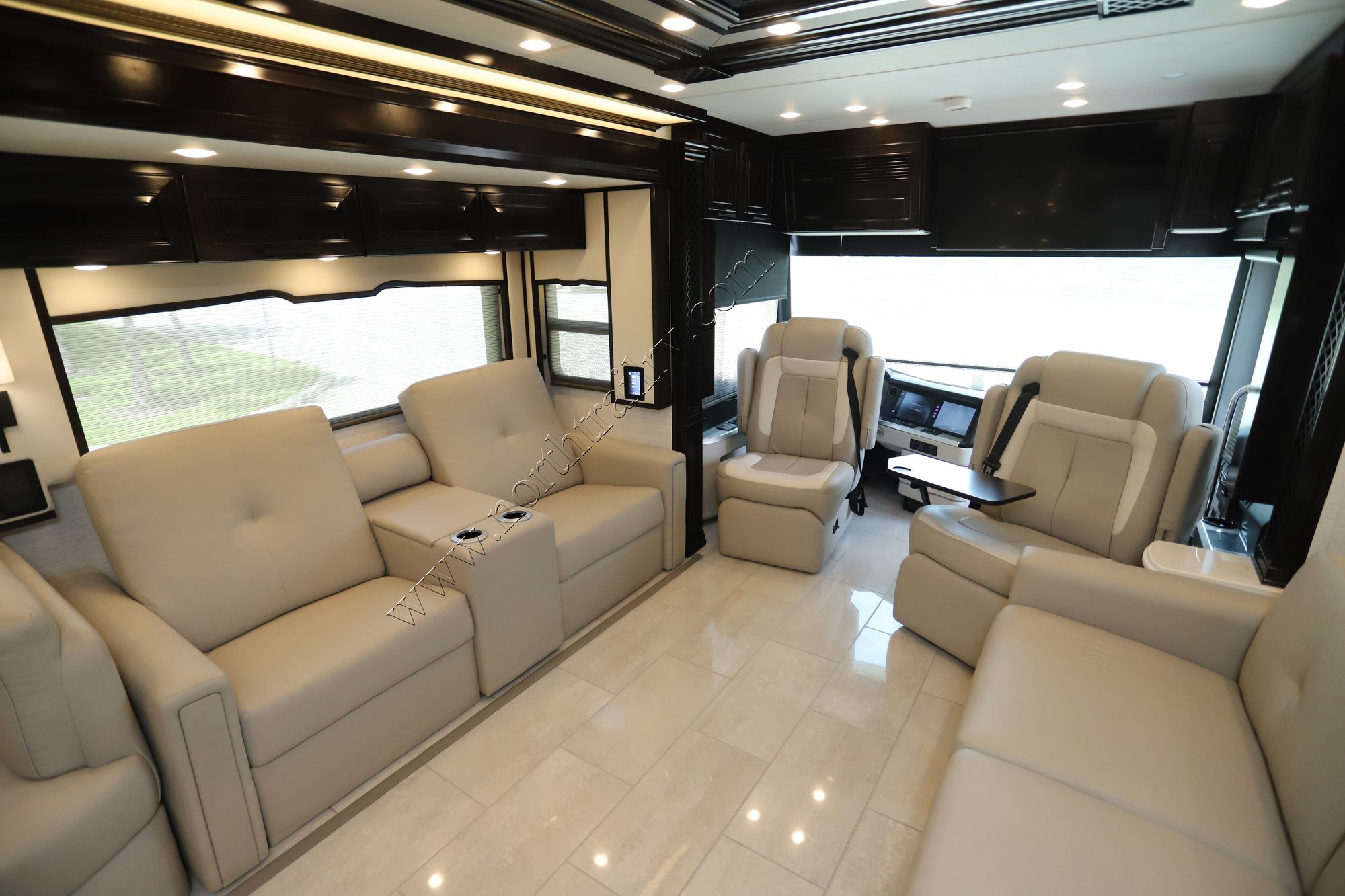 New 2024 Newmar London Aire 4551 Class A  For Sale