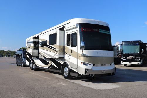 2024 Newmar Essex 4551