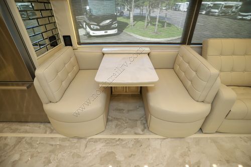 2024 Newmar Essex 4551