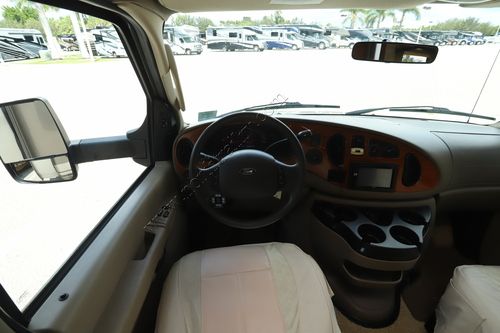 2008 Holiday Rambler Augusta 293TS