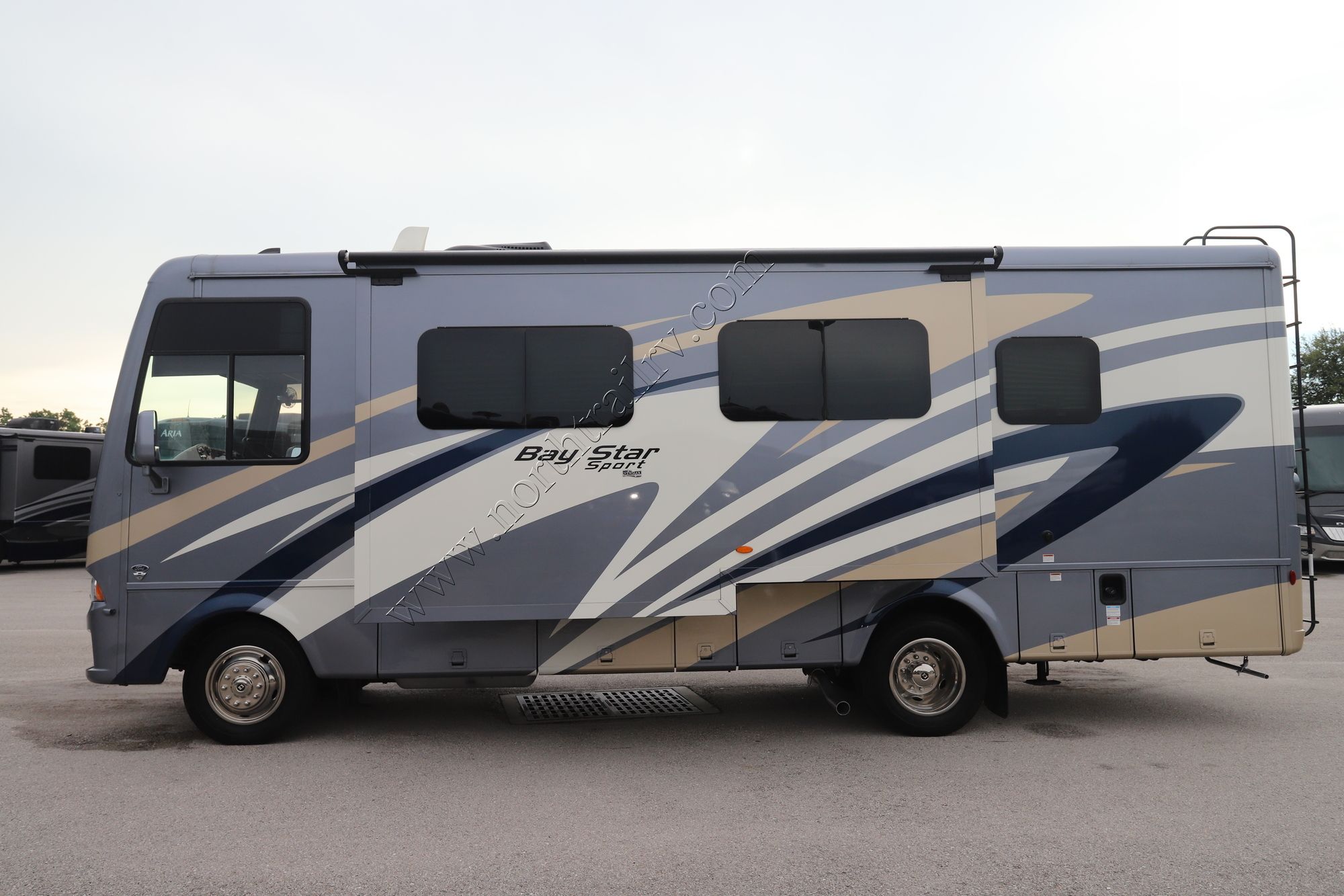 Used 2021 Newmar Bay Star Sport 2702 Class A  For Sale