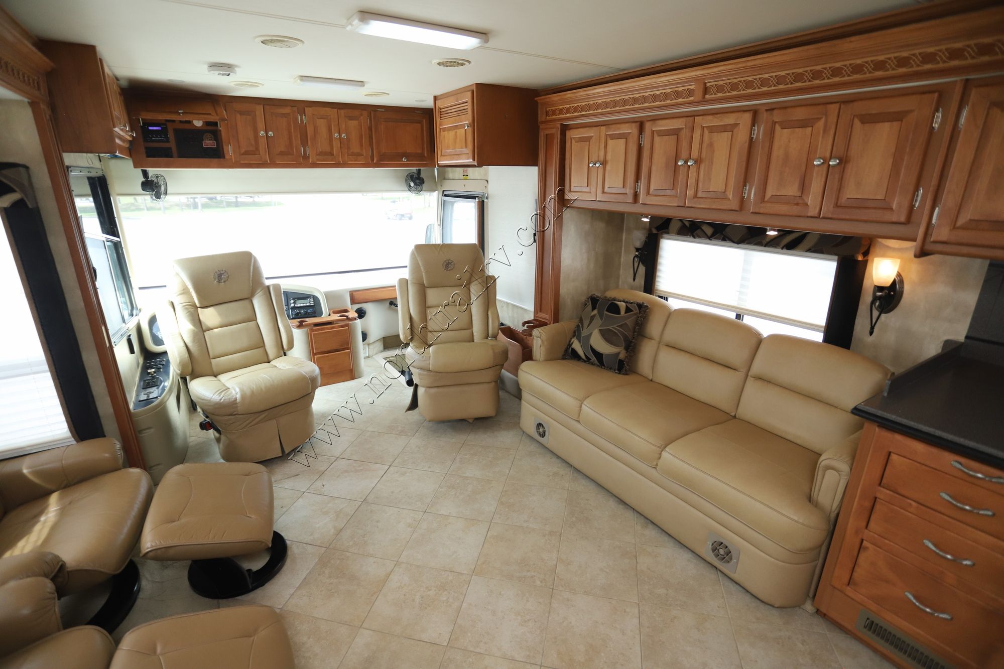 Used 2008 Tiffin Motor Homes Phaeton 40QTH Class A  For Sale