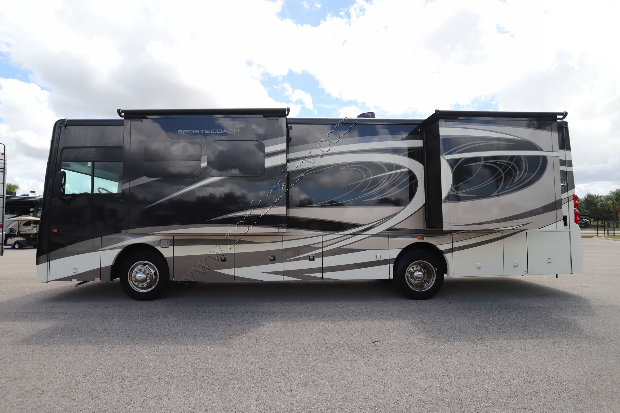 Used 2022 Coachmen Sportscoach Srs 354QS Class A  For Sale