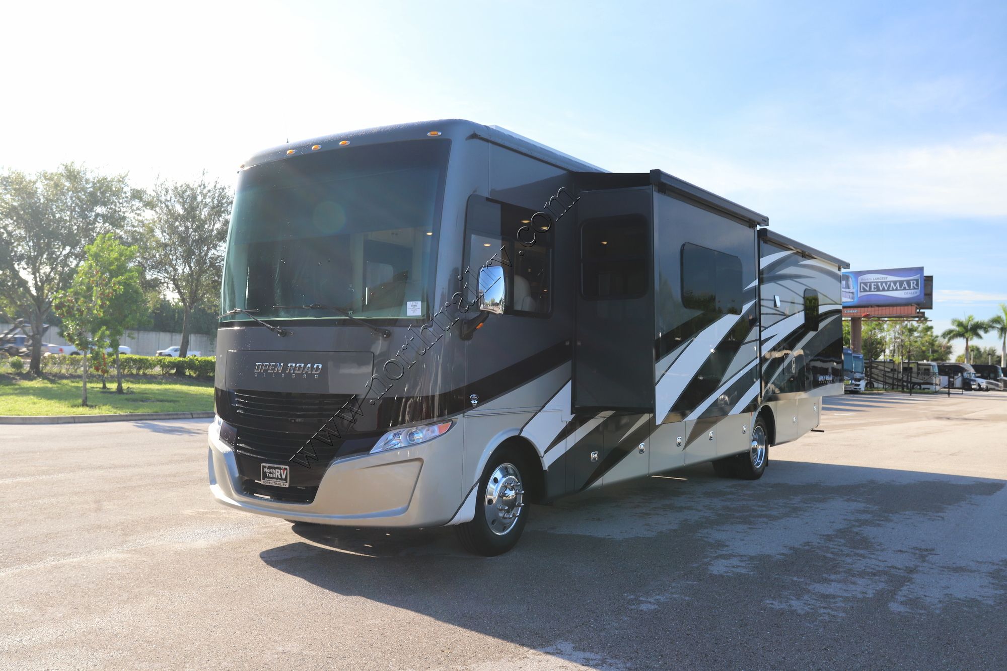 New 2024 Tiffin Motor Homes Allegro 34PA Class A  For Sale