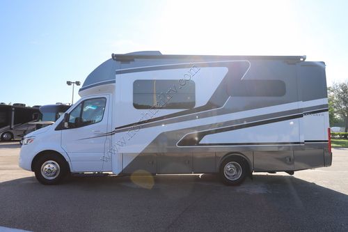 2024 Tiffin Motor Homes Wayfarer 25RW