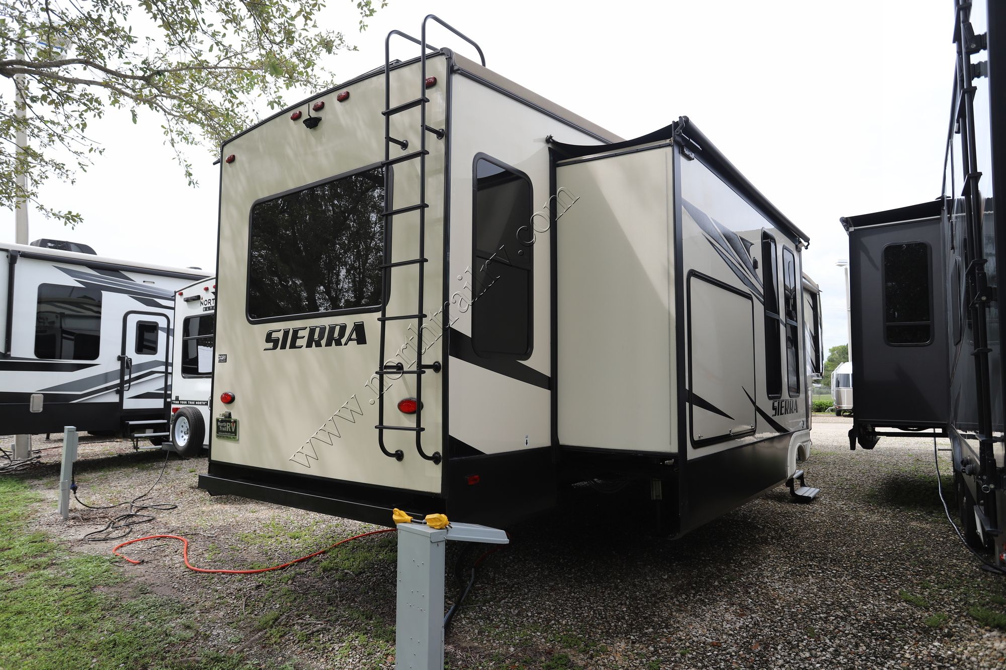 Used 2018 Forest River Sierra 378FB Fifth Wheel  For Sale