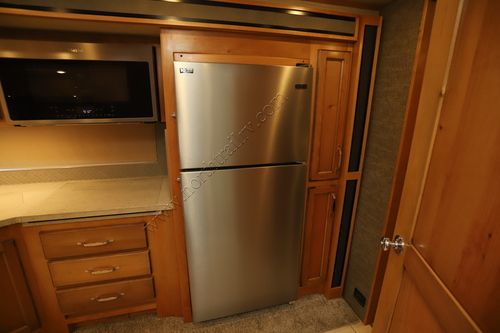 2021 Tiffin Motor Homes Allegro Red 33AA