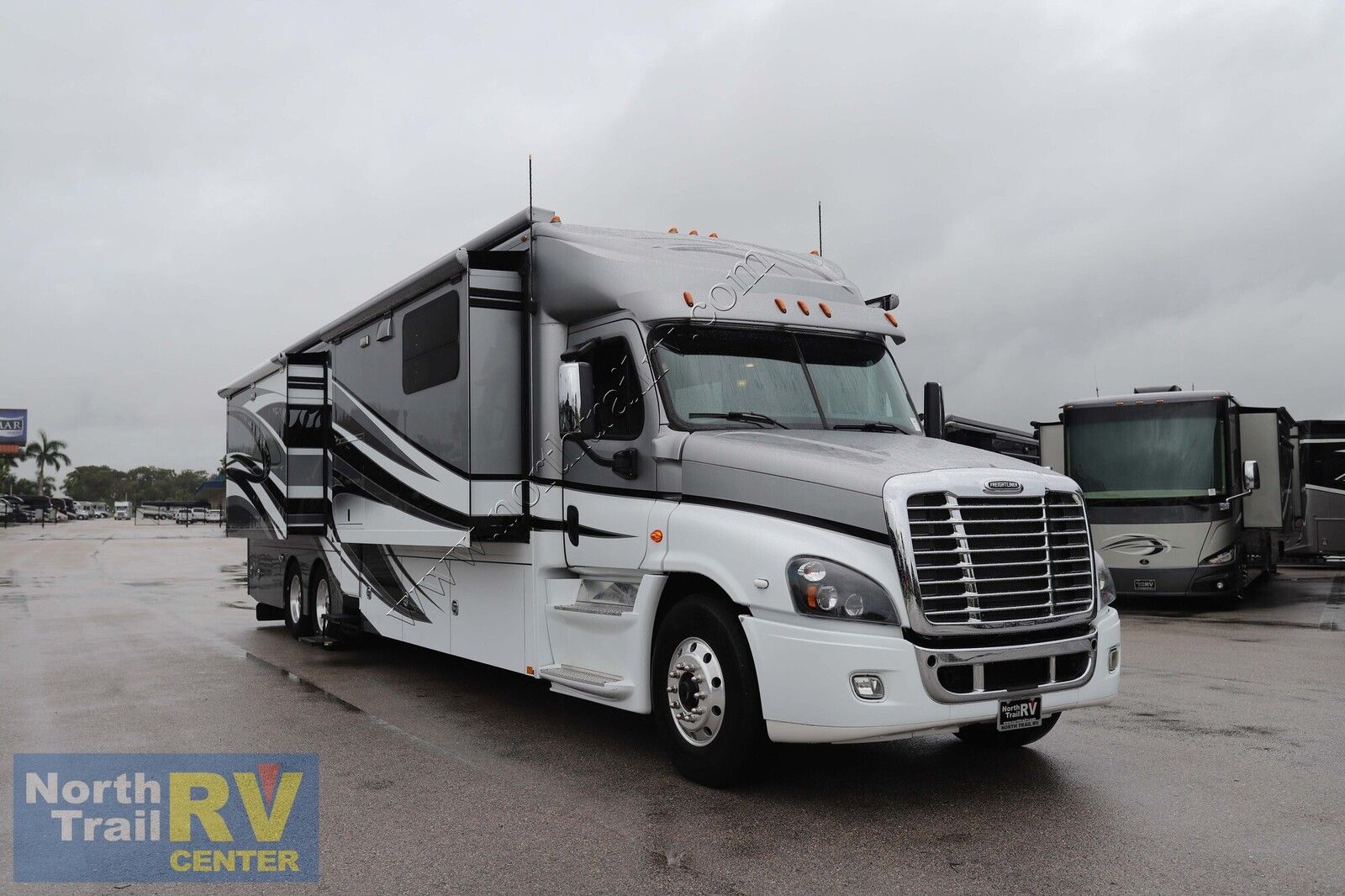 2018 Renegade Rv Xl 45QS 19054-1