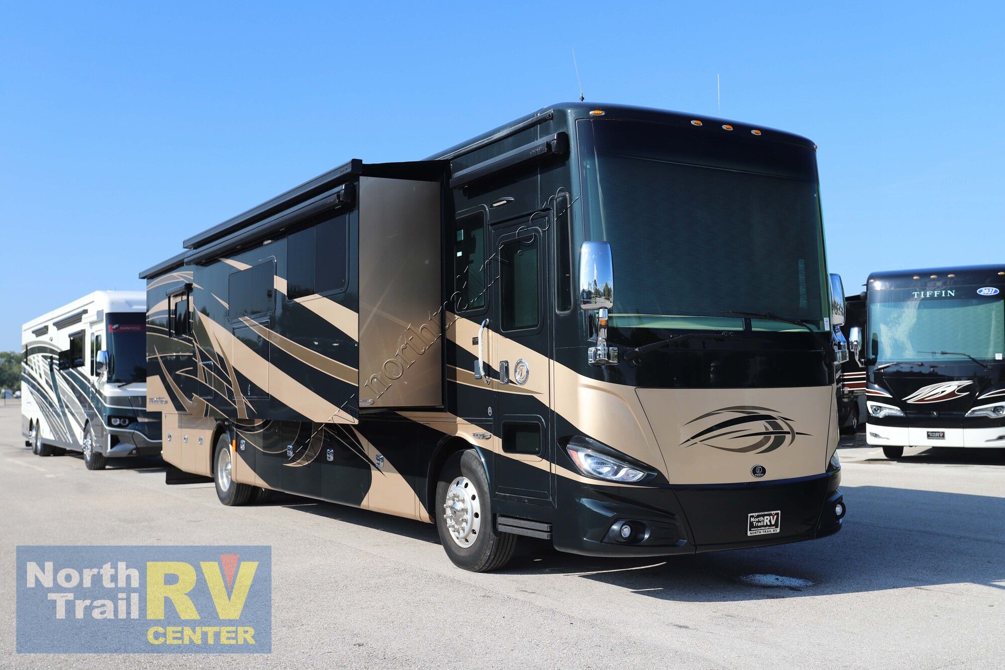 Used 2019 Tiffin Motor Homes Phaeton 40IH Class A  For Sale