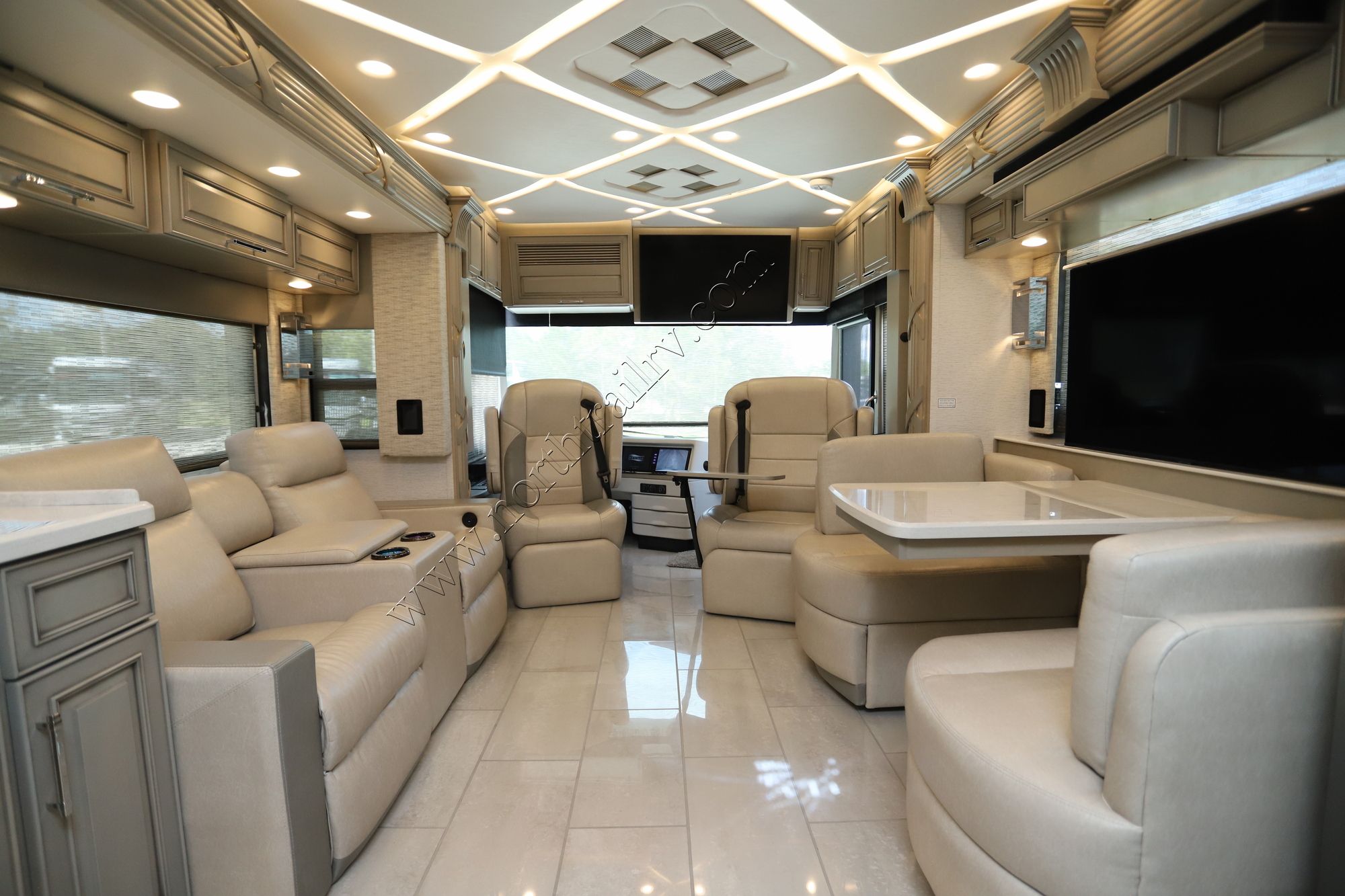 New 2024 Newmar Mountain Aire 3825 Class A  For Sale