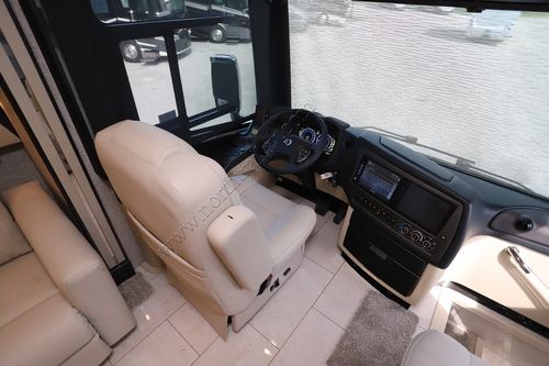 2024 Tiffin Motor Homes Allegro Bus 40 IP