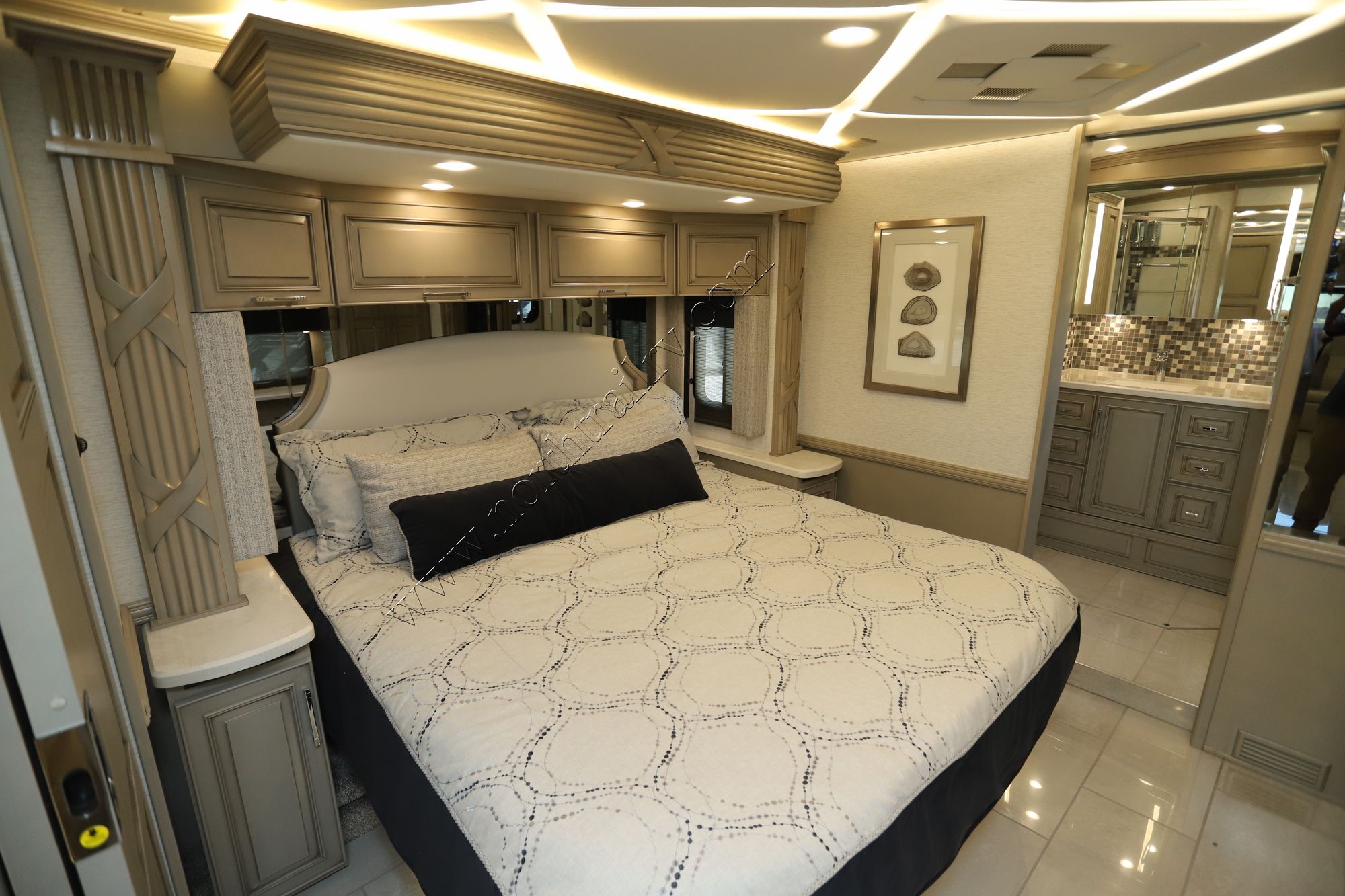 New 2024 Newmar Mountain Aire 3825 Class A  For Sale