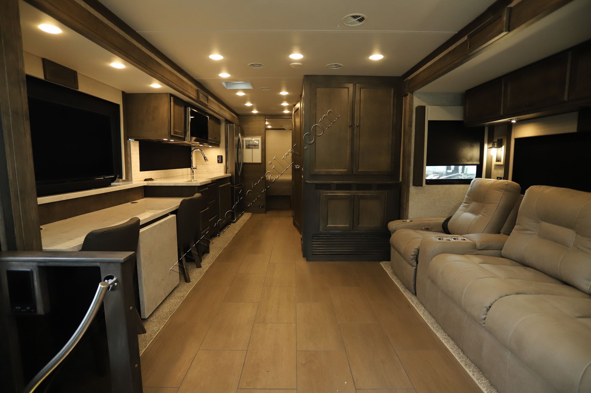 New 2024 Tiffin Motor Homes Allegro 34PA Class A  For Sale