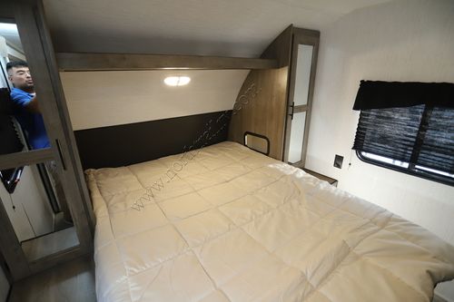 2024 Heartland Rv Pioneer DS320
