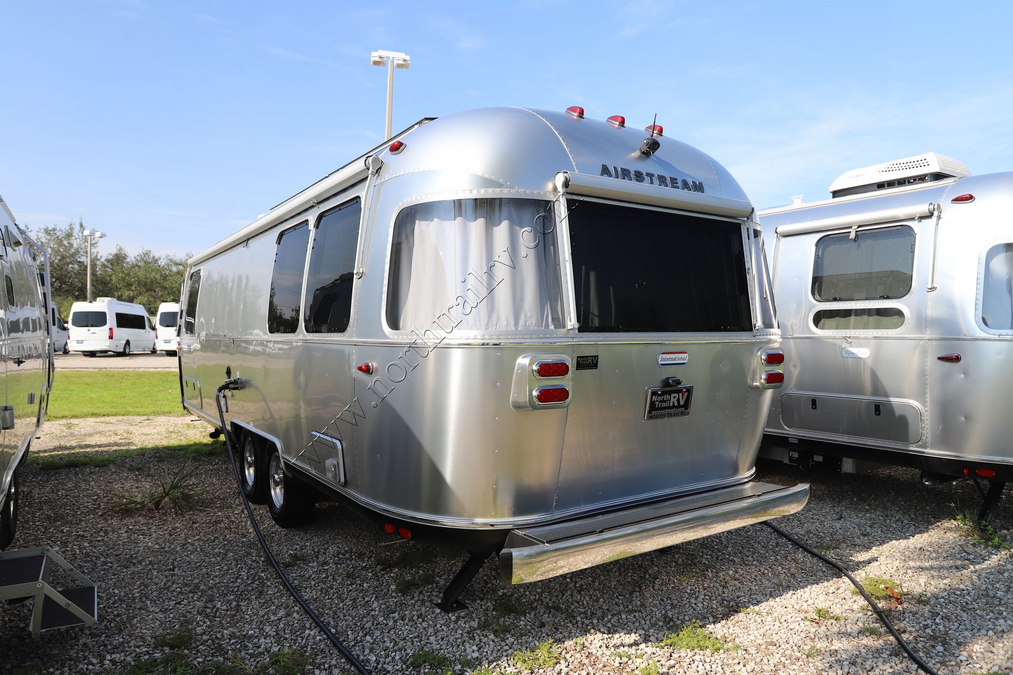 Used 2023 Airstream International 27FB TWIN Travel Trailer  For Sale