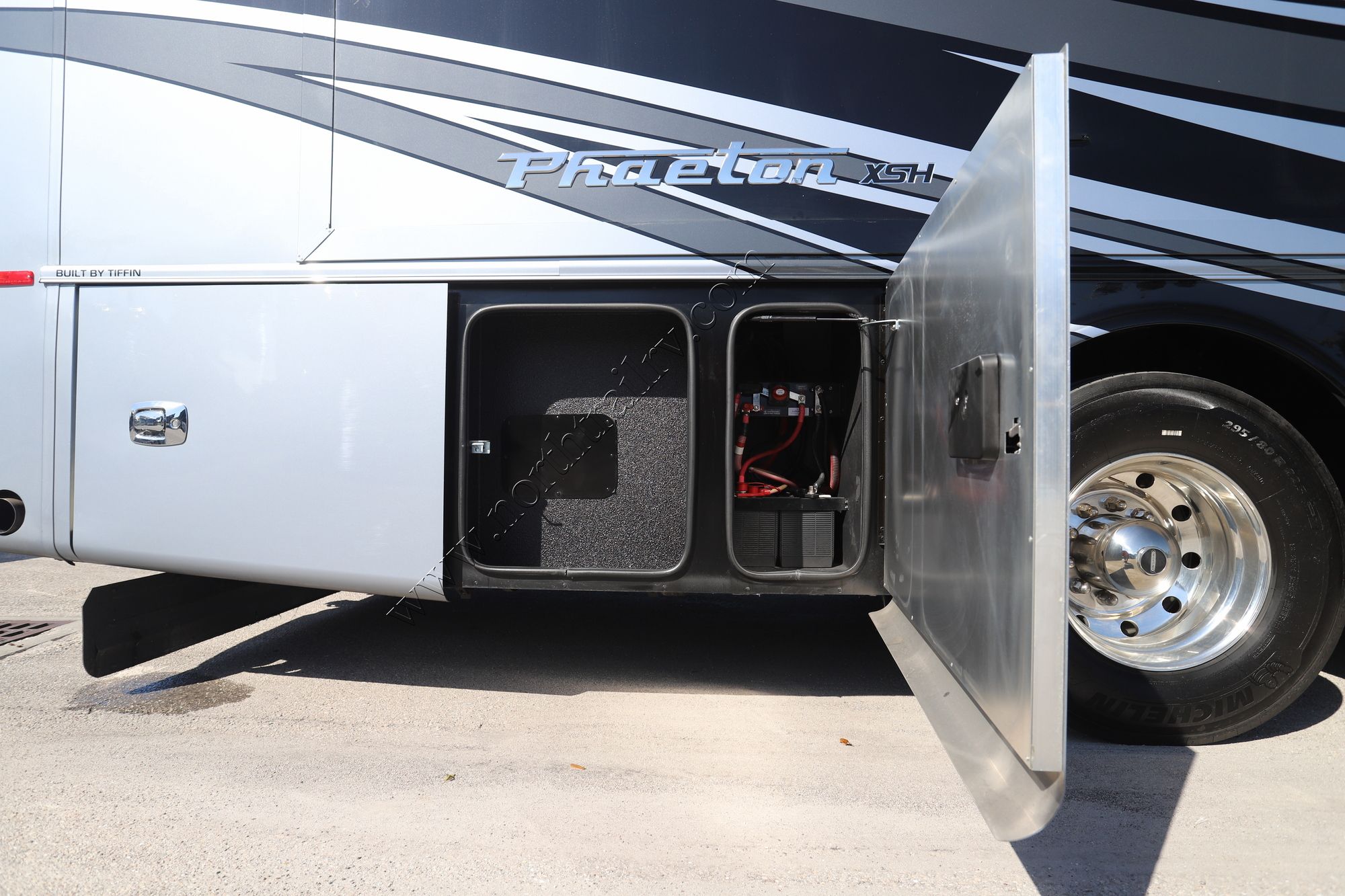 New 2024 Tiffin Motor Homes Phaeton 40IH Class A  For Sale