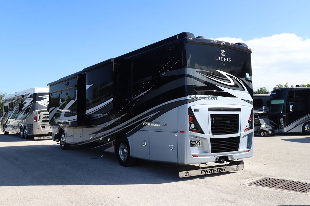 2024 Tiffin Motor Homes Phaeton 40IH 15738