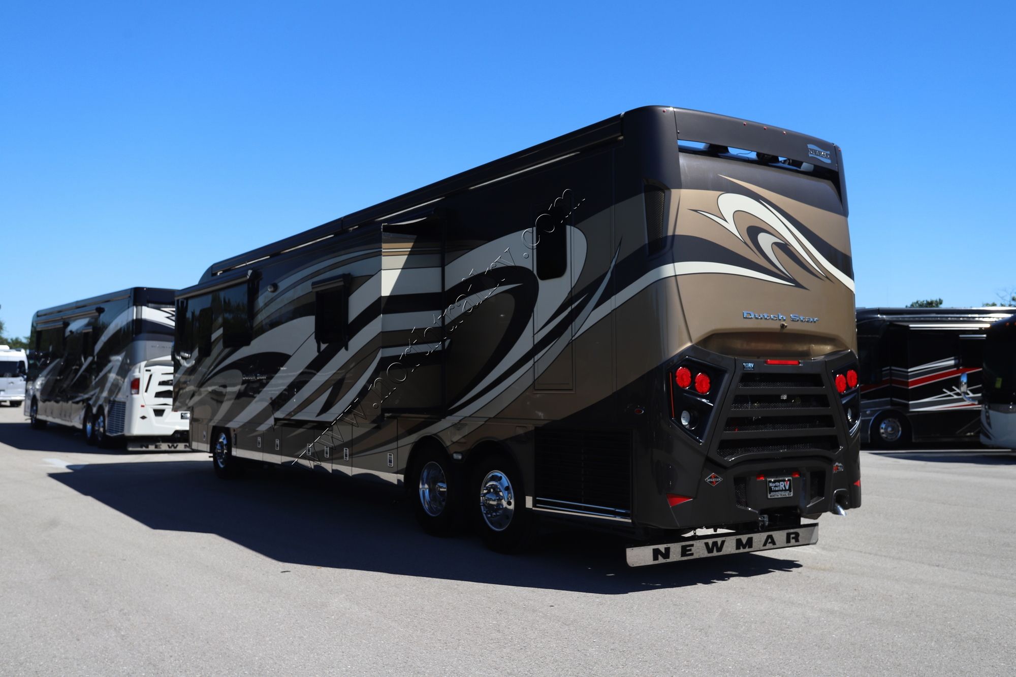 Used 2019 Newmar Dutch Star 4369 Class A  For Sale