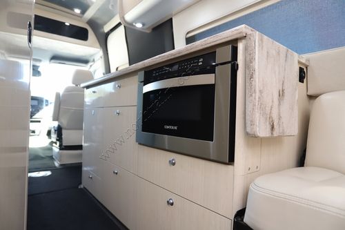 2018 Airstream Interstate Ext Grand Tour 4X4