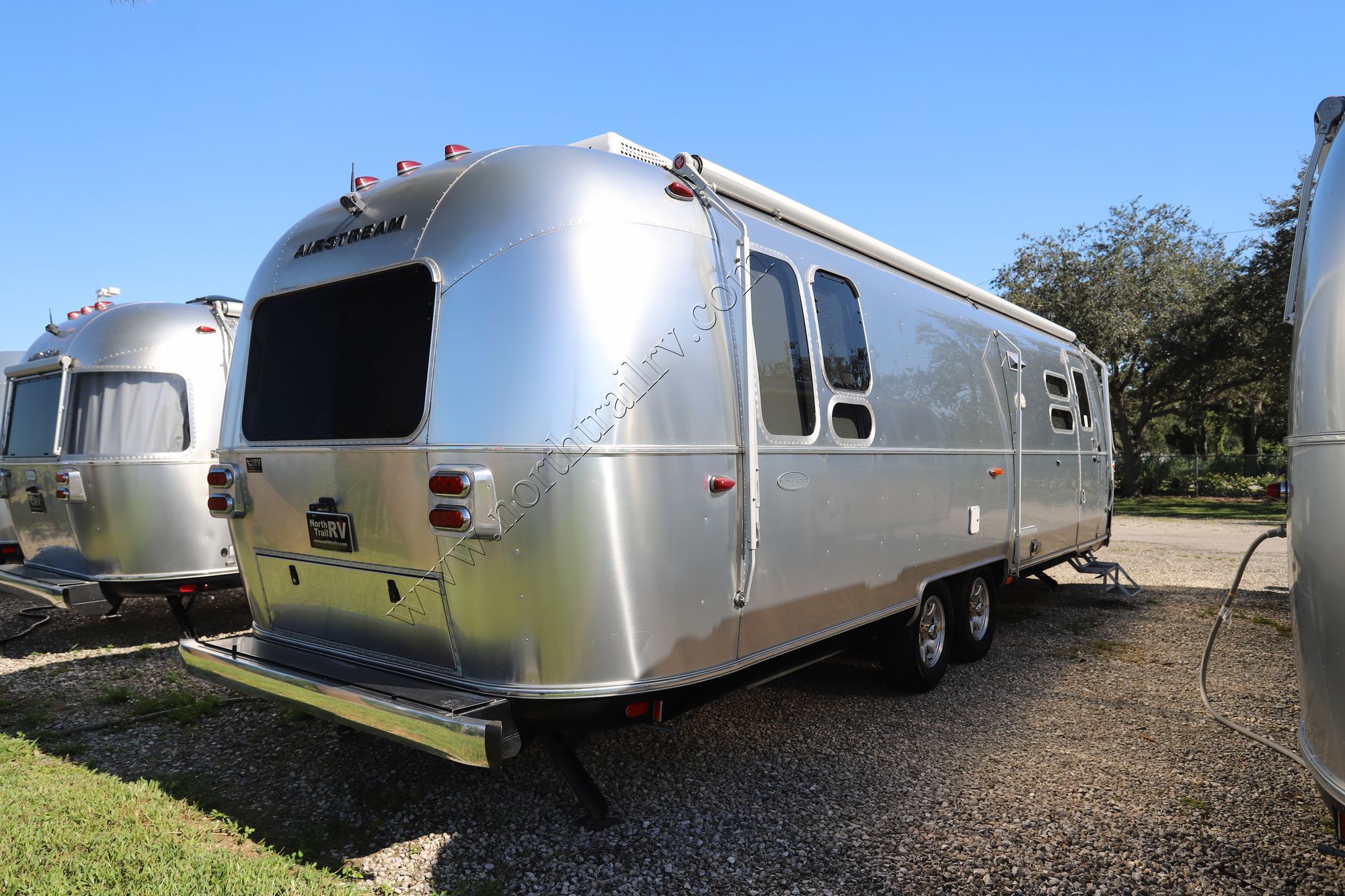 Used 2019 Airstream Flying Cloud 30RB Travel Trailer  For Sale
