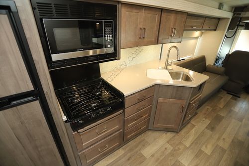 2020 Winnebago Sun Star 29V