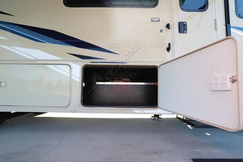 2020 Winnebago Sun Star 29V