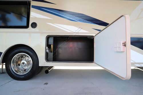 2020 Winnebago Sun Star 29V