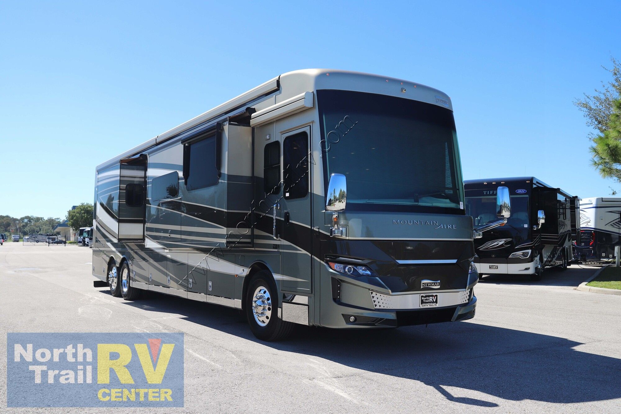 Used 2023 Newmar Mountain Aire 4551 Class A  For Sale