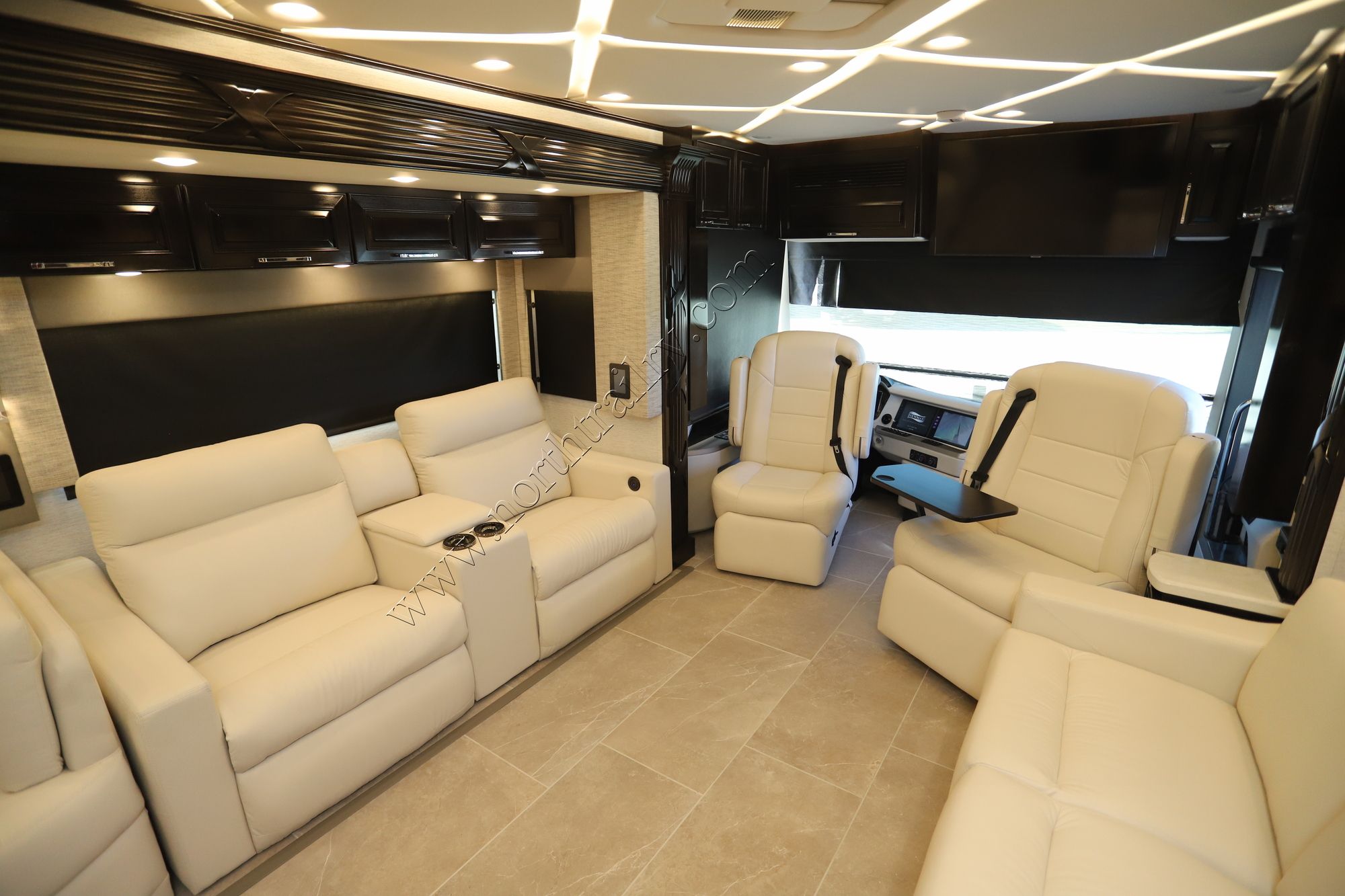 New 2024 Newmar Mountain Aire 4118 Class A  For Sale