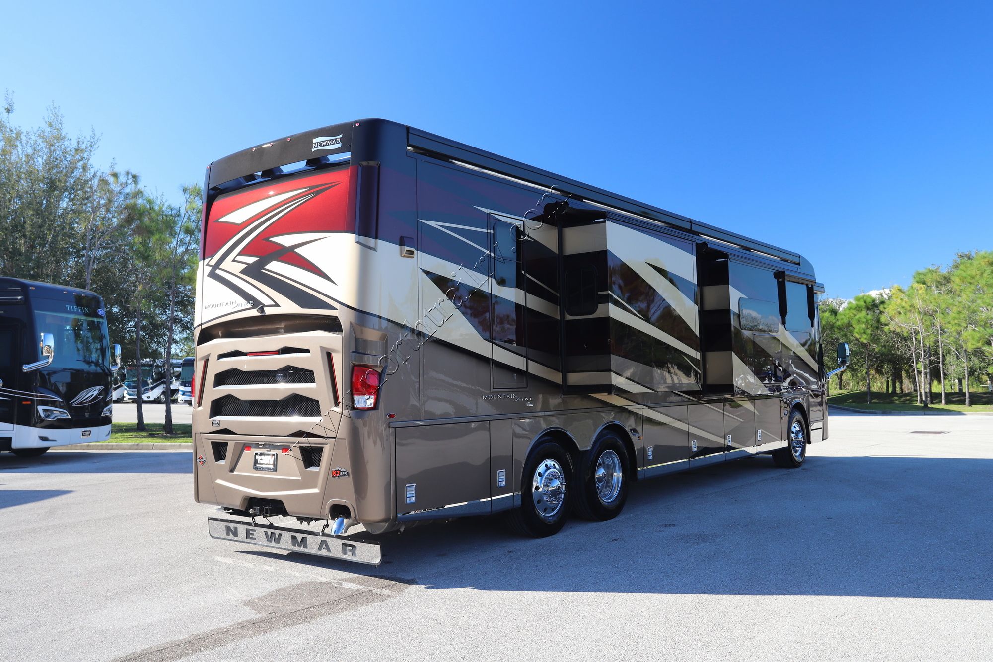 New 2024 Newmar Mountain Aire 4118 Class A  For Sale