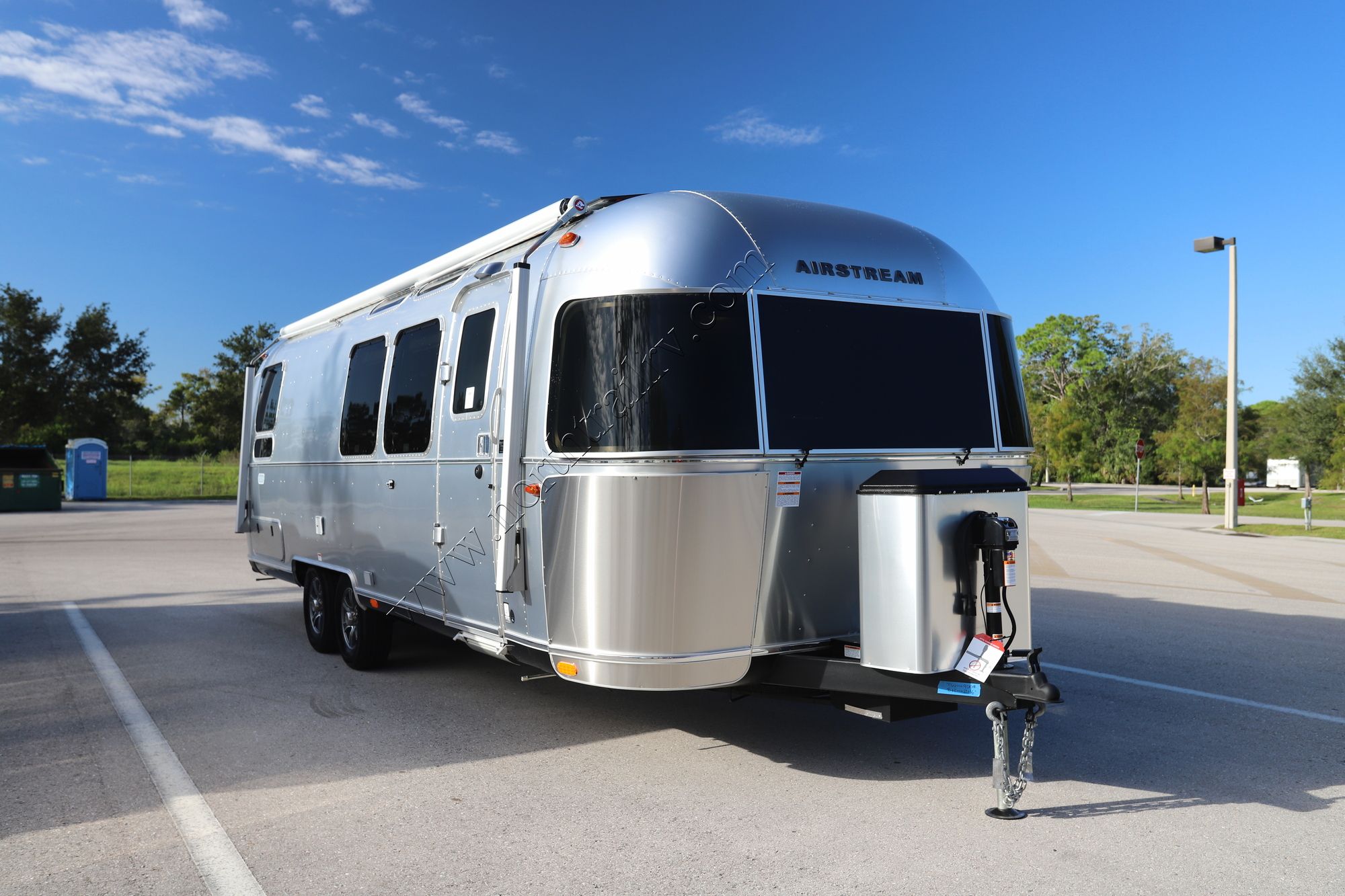 New 2024 Airstream Pottery Barn 28RB TWIN Travel Trailer  For Sale