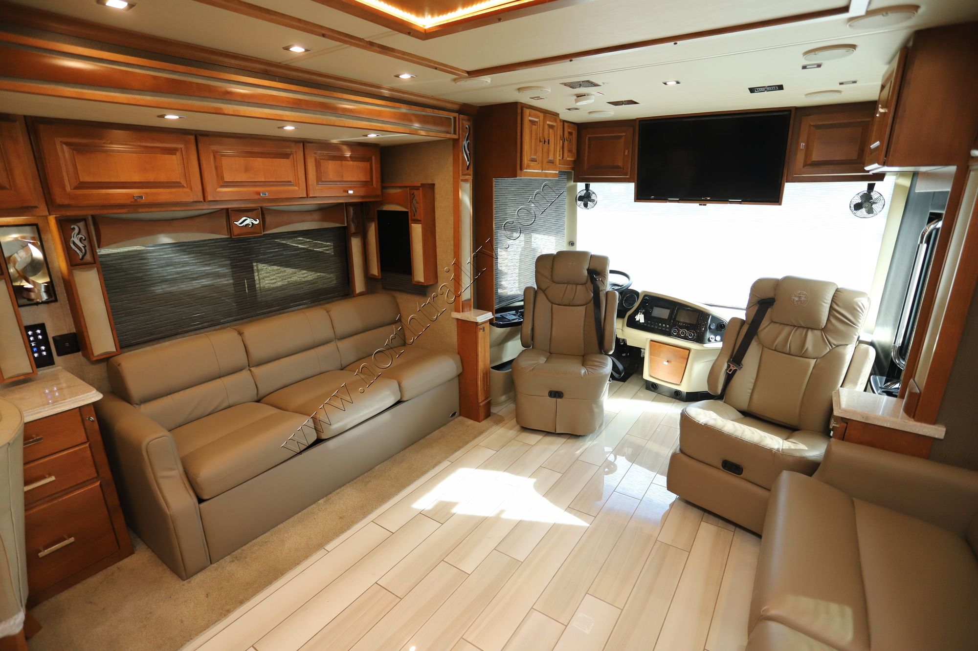 Used 2019 Tiffin Motor Homes Phaeton 40QKH Class A  For Sale