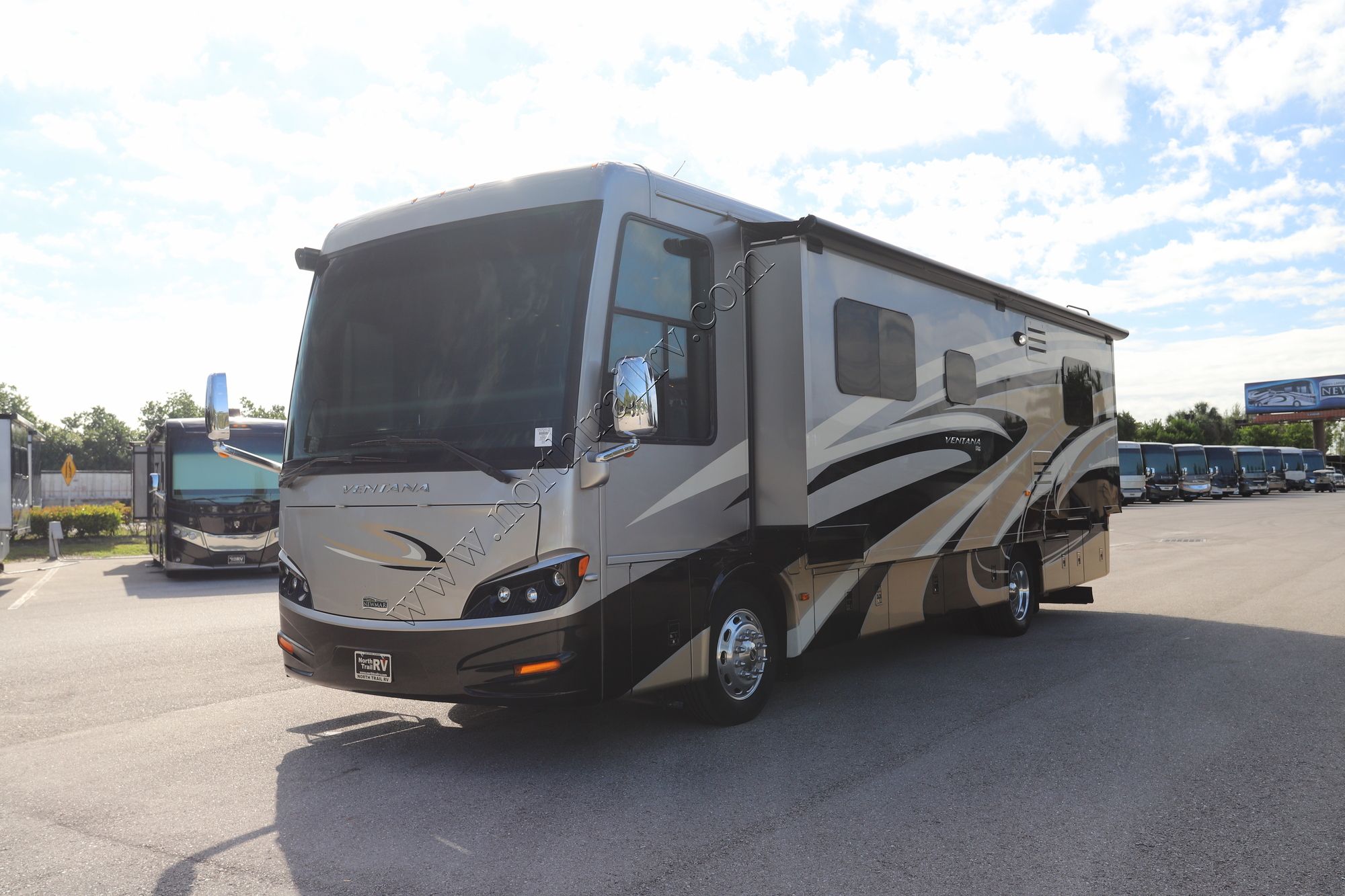 Used 2015 Newmar Ventana 3436 Class A  For Sale