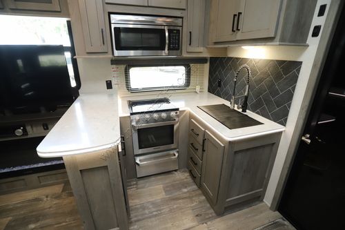 2020 Keystone Raptor 351