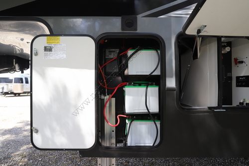 2020 Keystone Raptor 351