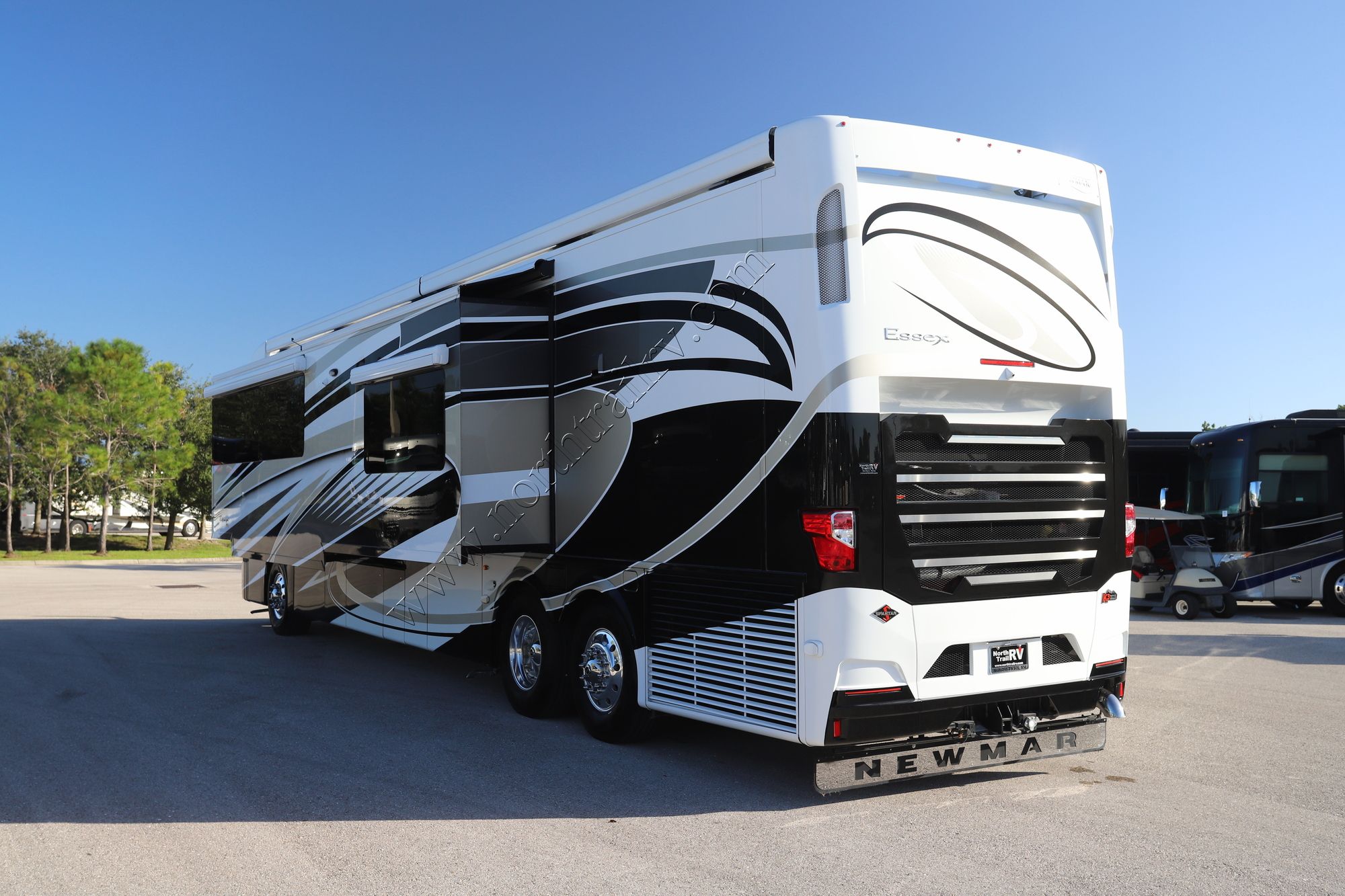 New 2024 Newmar Essex 4551 Class A  For Sale