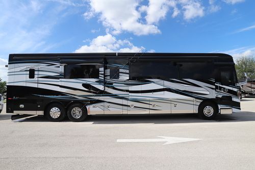 2024 Tiffin Motor Homes Zephyr 45FZ