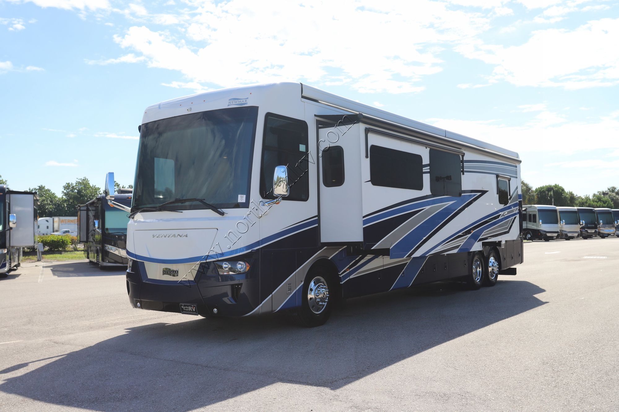 Used 2022 Newmar Ventana 4369 Class A  For Sale