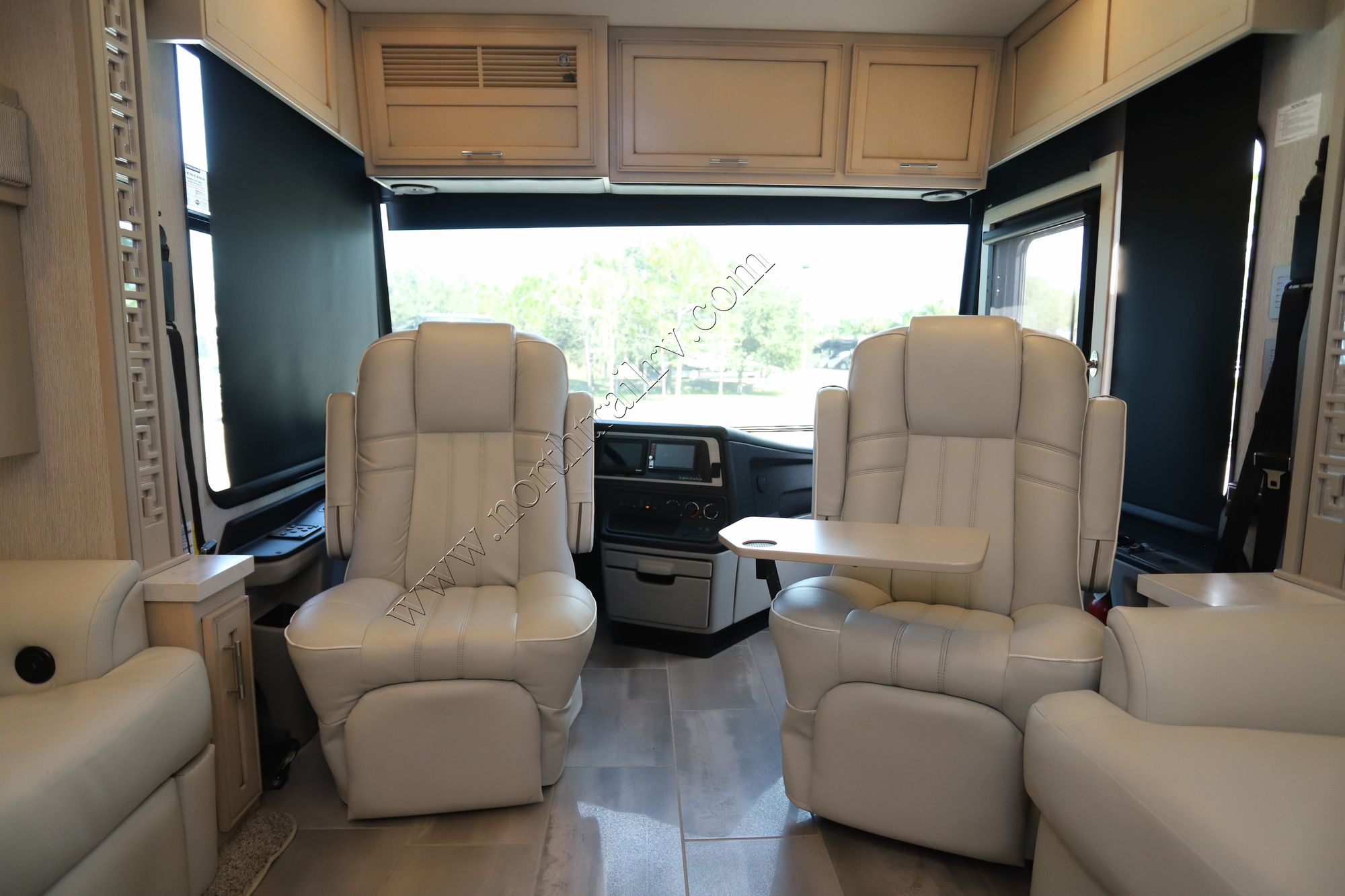 Used 2022 Newmar Ventana 4369 Class A  For Sale