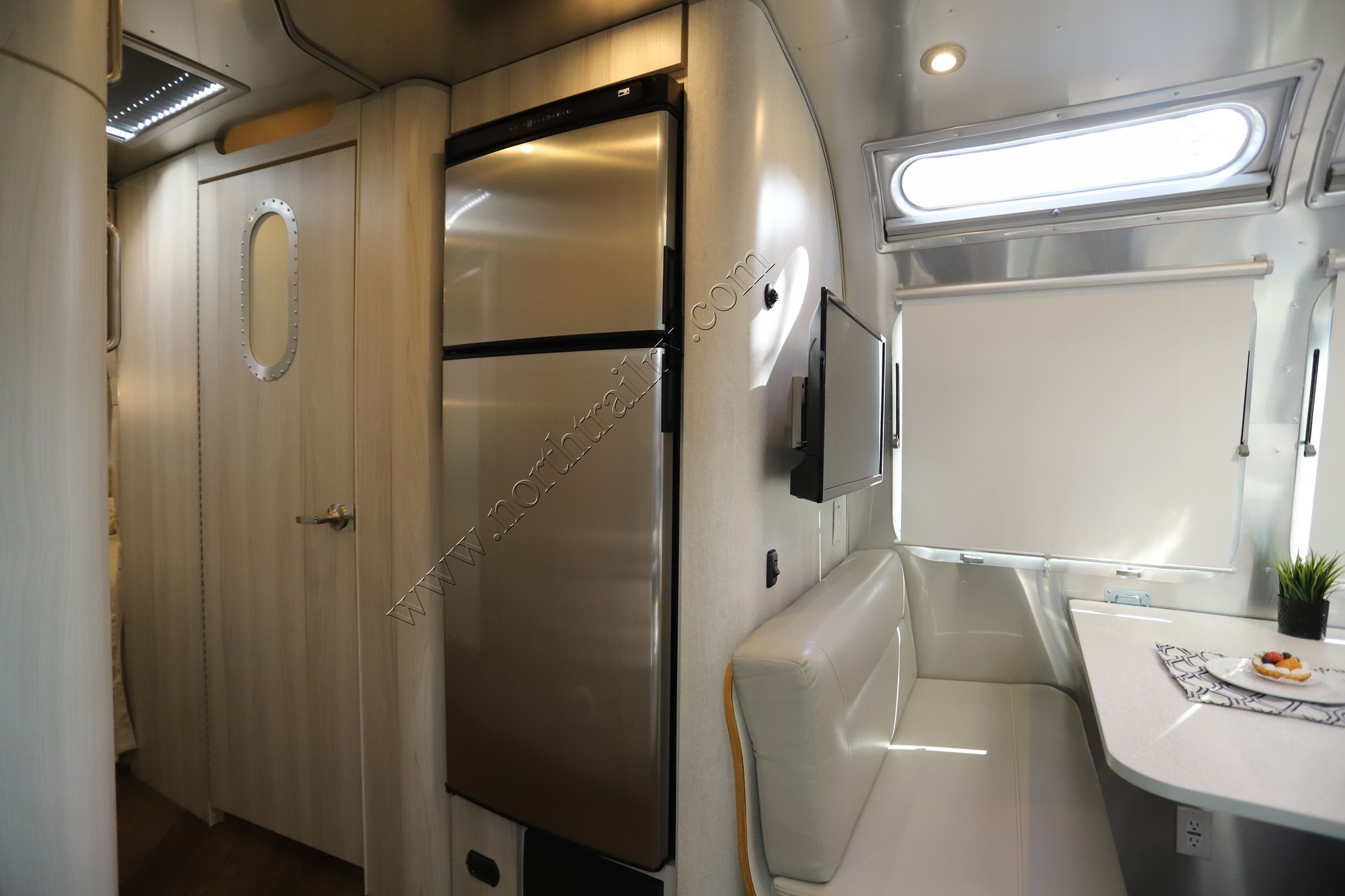 2023 Airstream International 30RB Travel Trailer New  For Sale