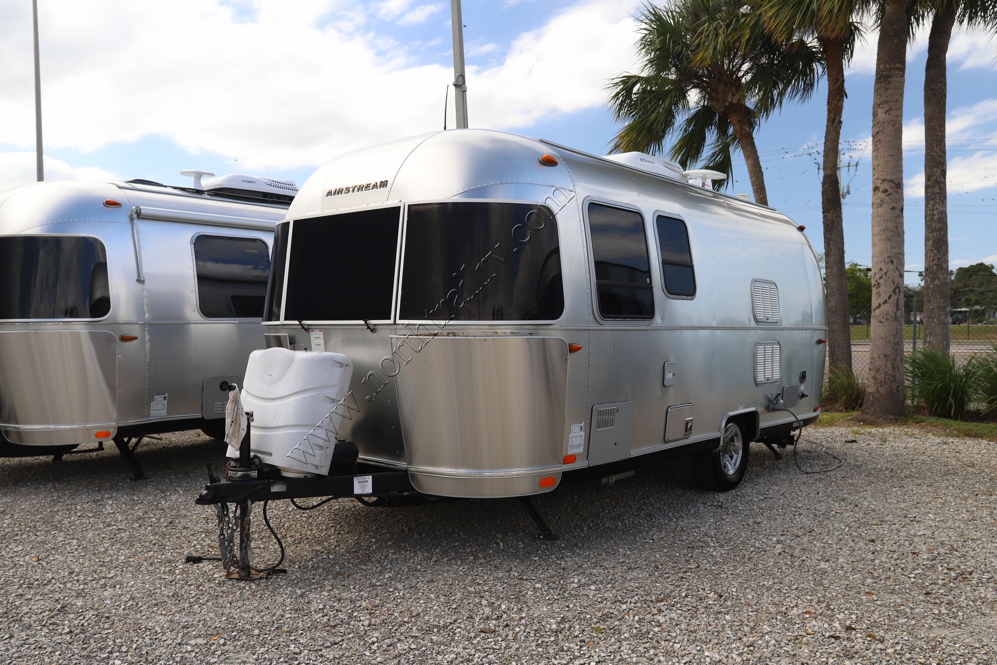 Used 2016 Airstream Sport 22FB Travel Trailer  For Sale
