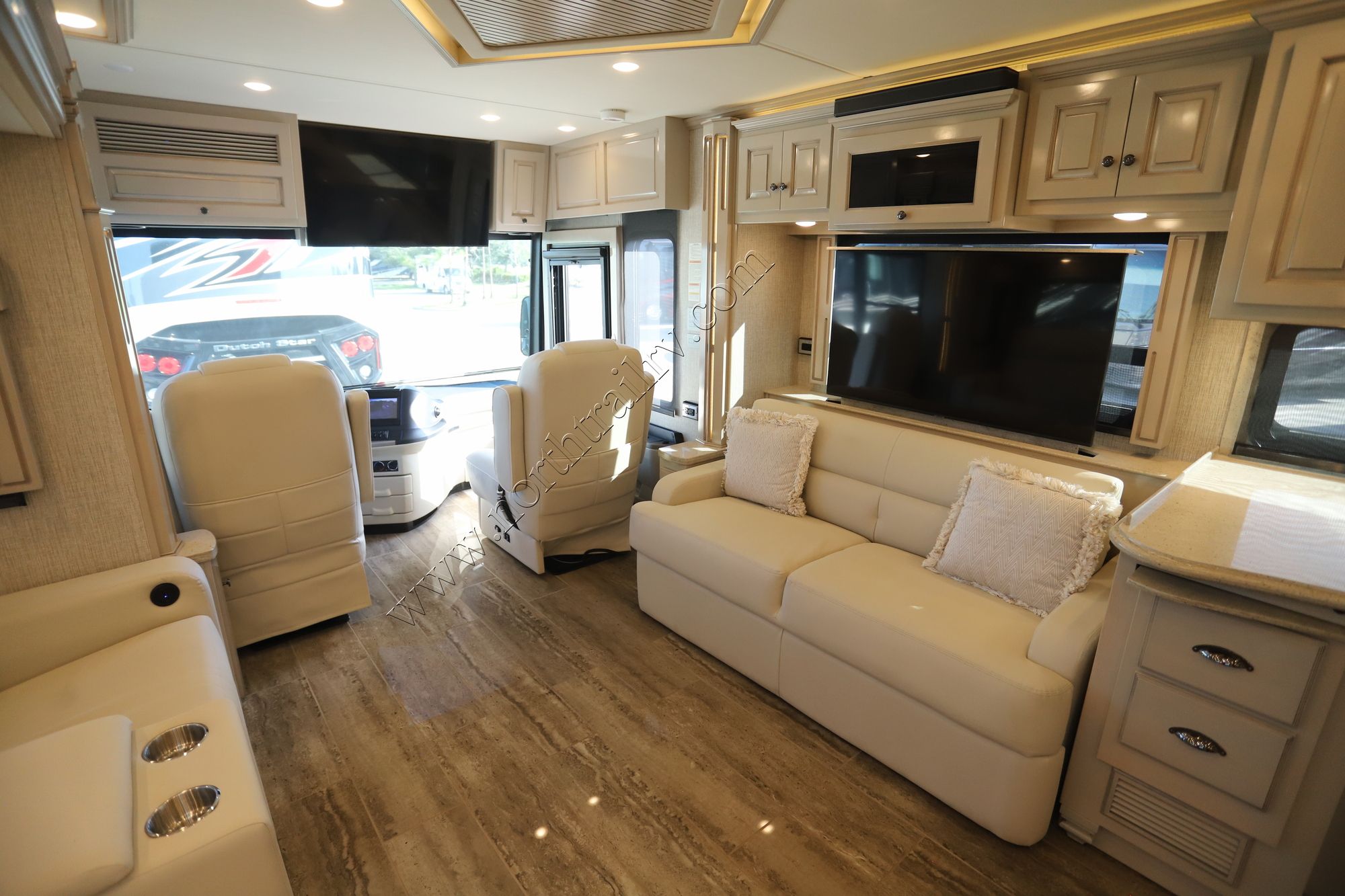 Used 2022 Newmar Dutch Star 4081 Class A  For Sale