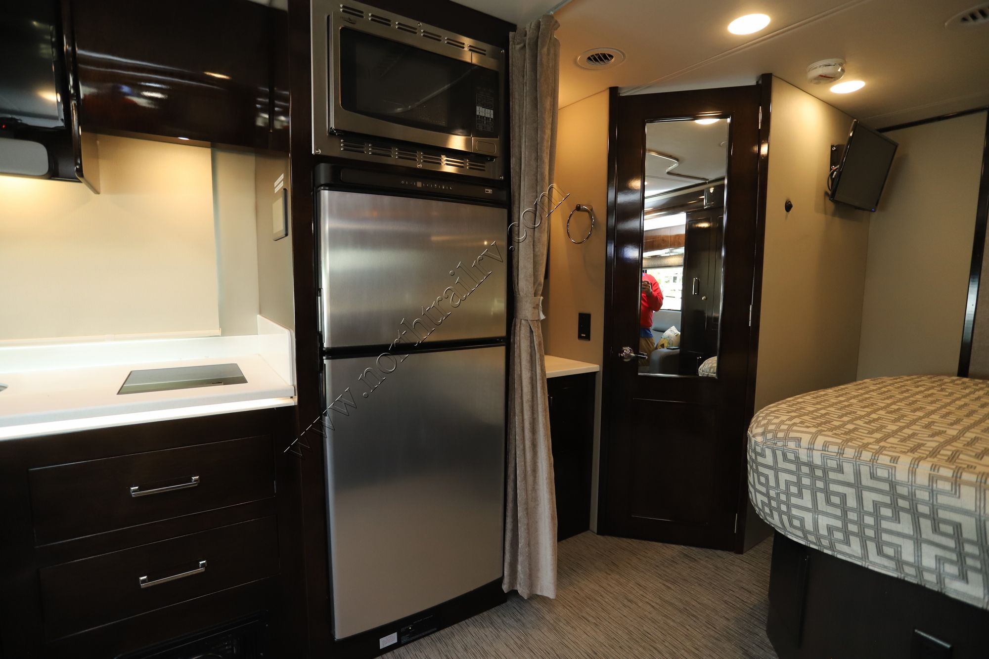 Used 2022 Renegade Rv Vienna 25FWS Class C  For Sale