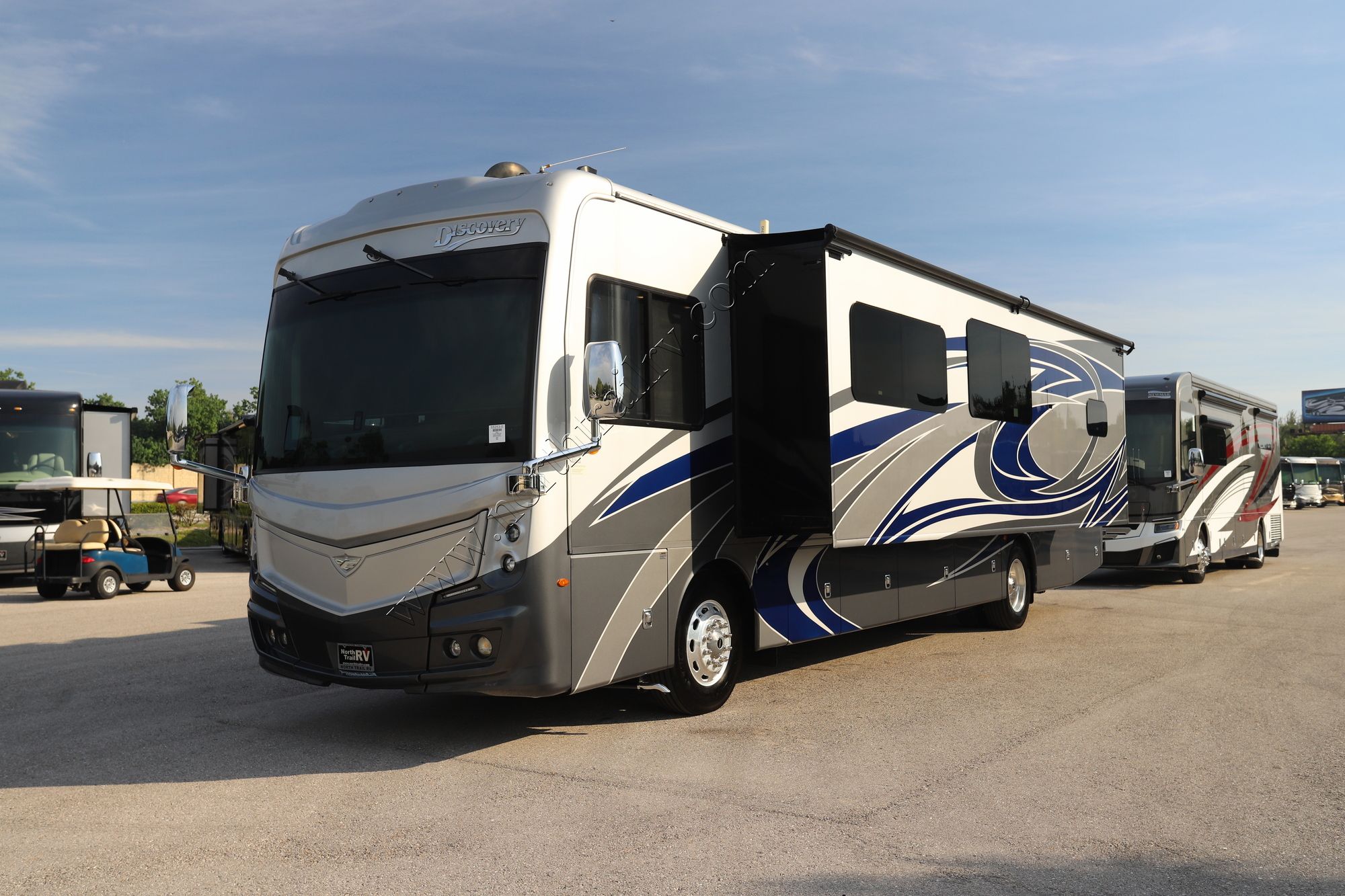 Used 2022 Fleetwood Discovery 38K Class A  For Sale