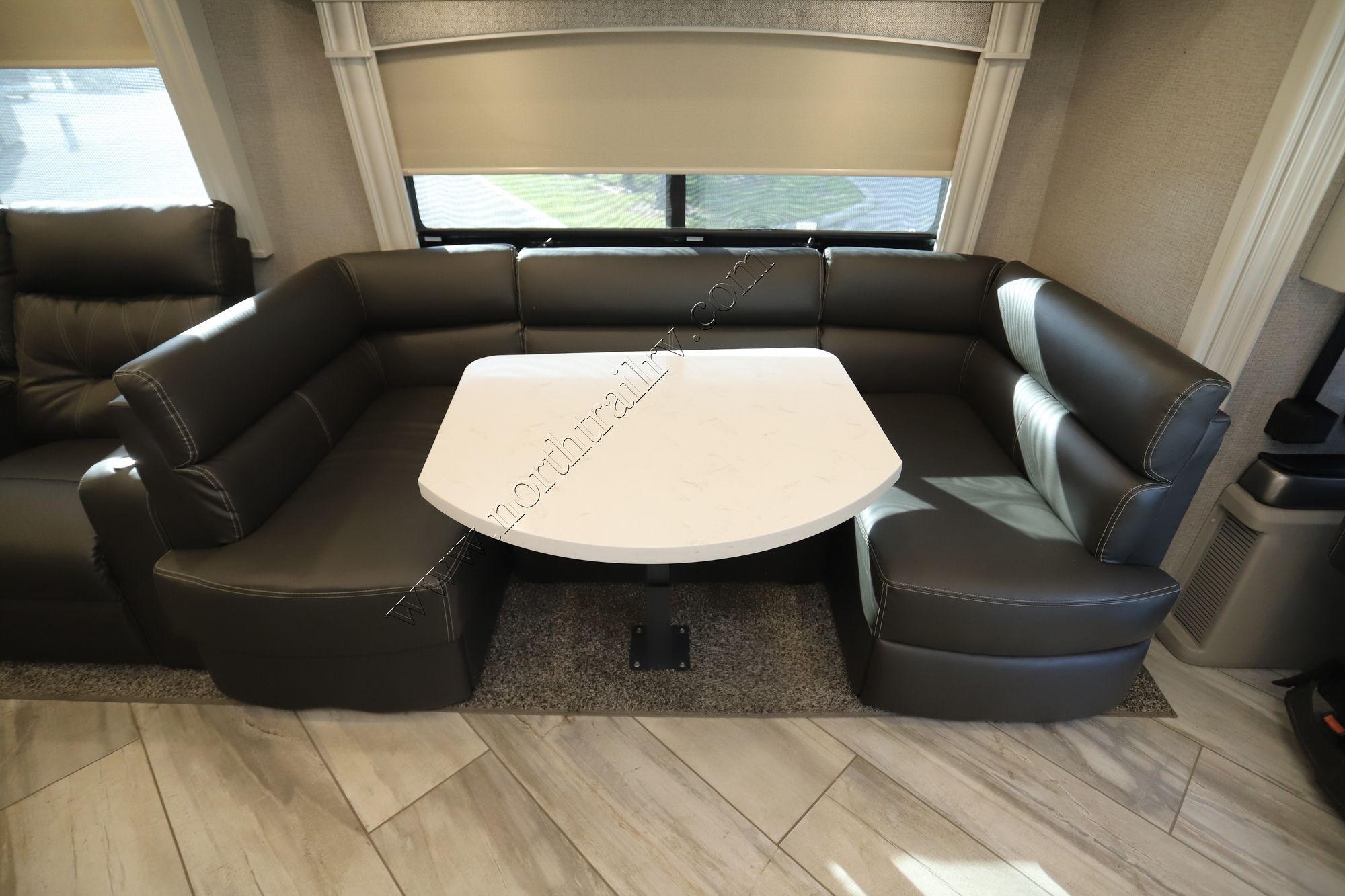 Used 2022 Fleetwood Discovery 38K Class A  For Sale