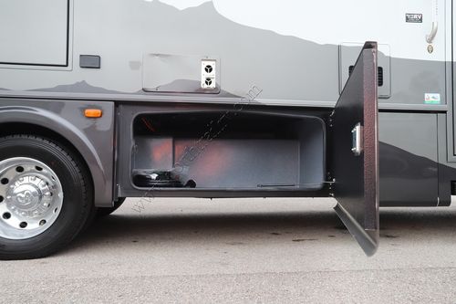 2024 Dynamax Isata 5 30FW Super C