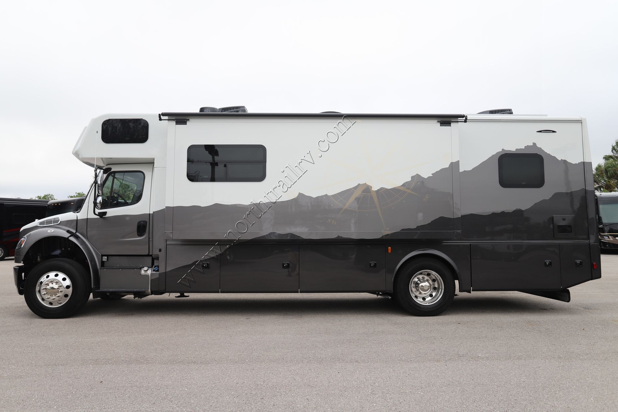 New 2024 Dynamax Europa 32KD Super C  For Sale